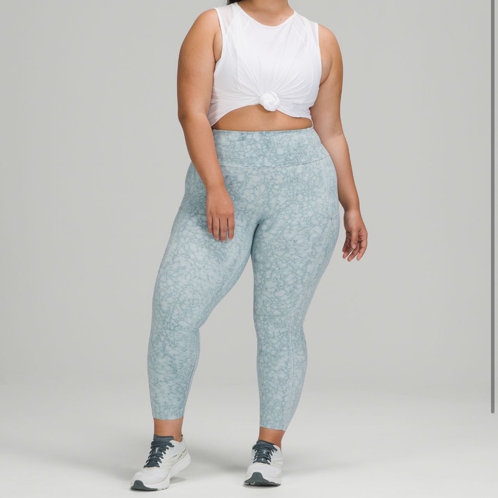 Lululemon Fast & Free HR tight Retail $138 NWT 14